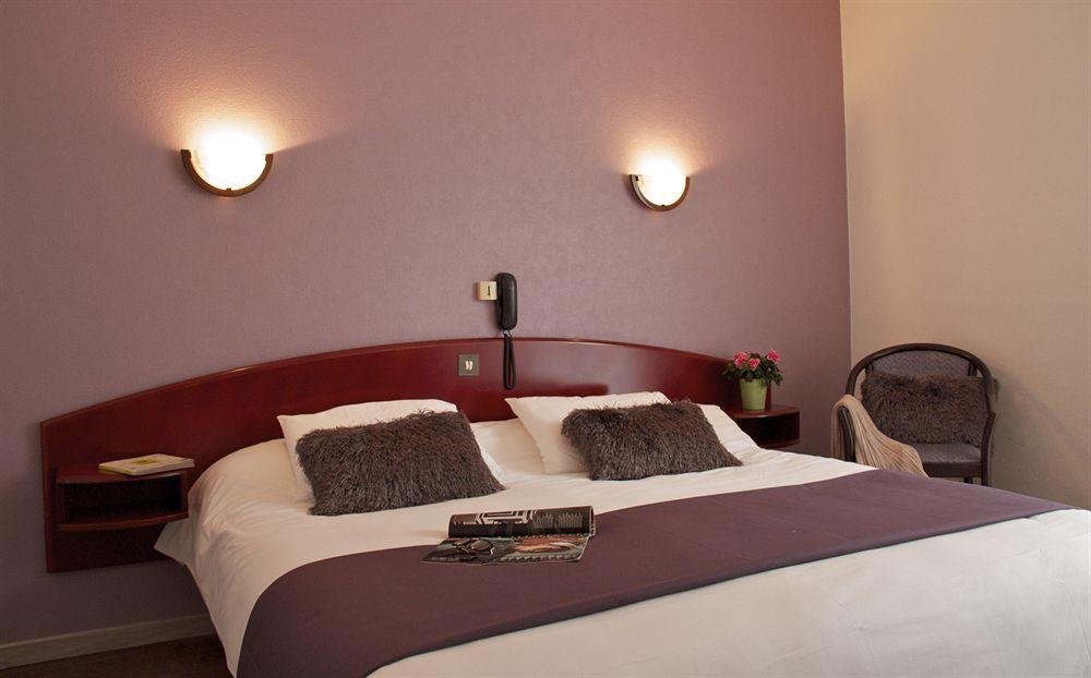 Hotel Le Ty-Lann Saint-Avé Extérieur photo