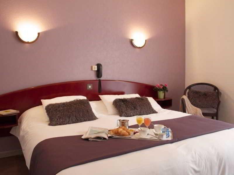 Hotel Le Ty-Lann Saint-Avé Extérieur photo