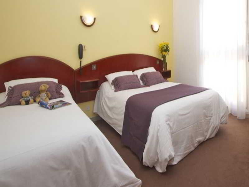 Hotel Le Ty-Lann Saint-Avé Extérieur photo
