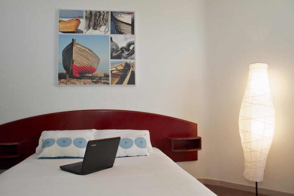 Hotel Le Ty-Lann Saint-Avé Extérieur photo